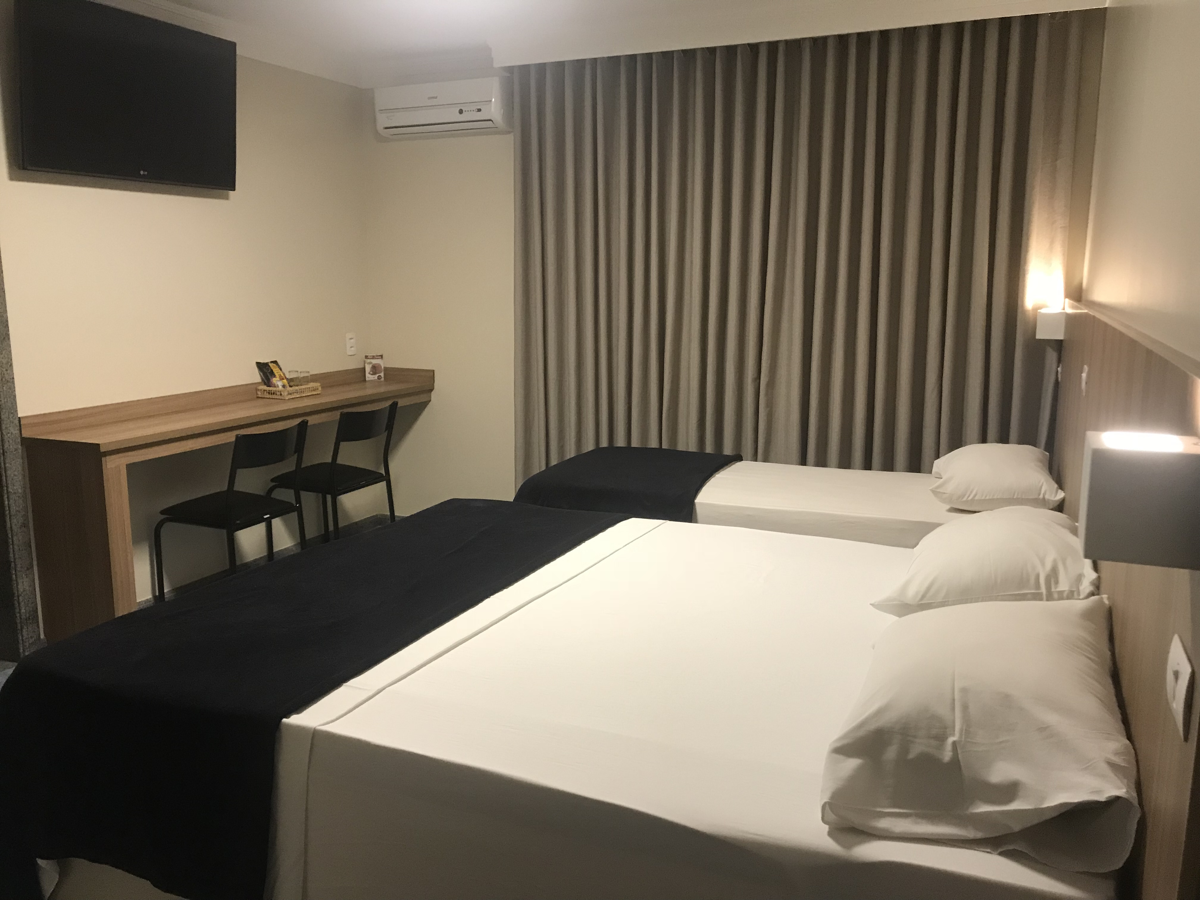 Quarto preparado para hóspedes do Hotel Diamante